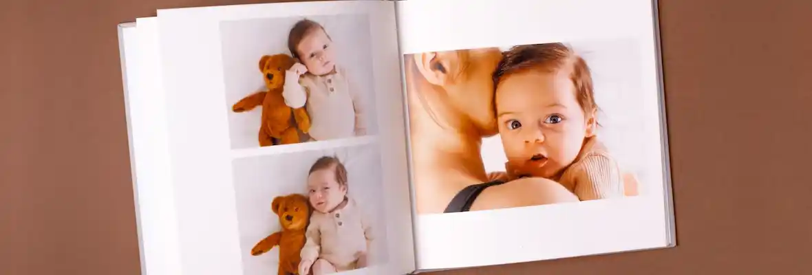 Un album photos pour un cadeau de naissance