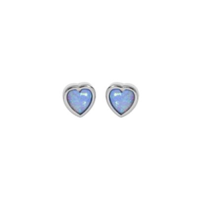 Boucles d'oreille en argent rhodié coeur avec Opale bleue de synthèse et fermoir poussette