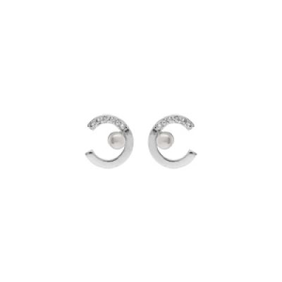 Boucles d'oreille en argent rhodié demi cercle avec perle de synthèse blanche et oxydes blancs sertis et fermoir poussette