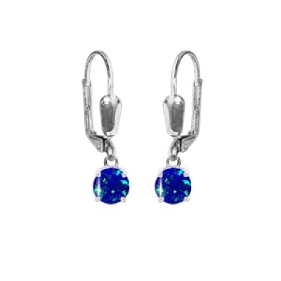 Boucles d'oreille en argent rhodié Opale bleu foncé de synthèse 5mm suspendue serti 4 griffes et fermoir dormeuse
