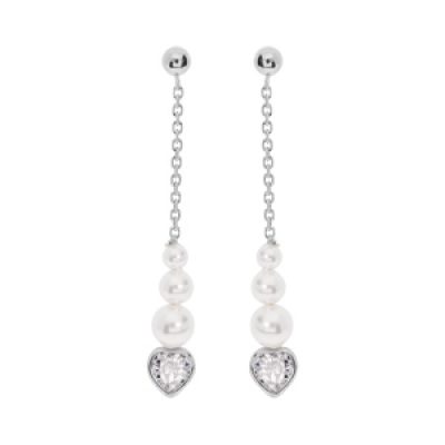 Boucles d'oreille pendantes en argent rhodié perles blanches imitation et coeur oxydes blancs sertis et fermoir poussette