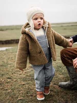 Manteau bébé en moumoute