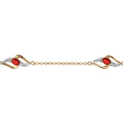 Bracelet en plaqué or chaîne avec 3 motifs 2 brins torsadés dont 1 lisse et l'autre orné d'oxydes blancs et 1 oxyde rouge au milieu - longueur 16cm + 3cm de rallonge