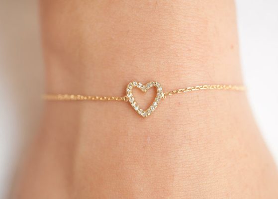 Bracelet coeur serti de zircons plaqué or - Pour Femme - Bijoux Elise et moi