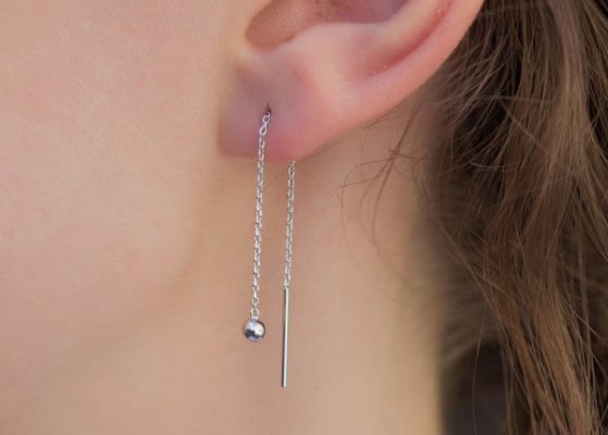 Boucles d'oreilles chaîne traversante avec perle en argent - Pour Femme - Bijoux Elise et moi