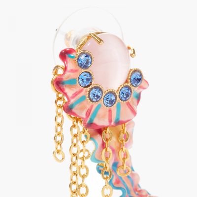 Boucles d'oreilles pendantes tiges méduse colorée et cristaux taillés bleus