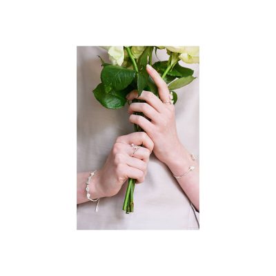 Bracelet fin mariage 5 fleurs et cristaux transparents