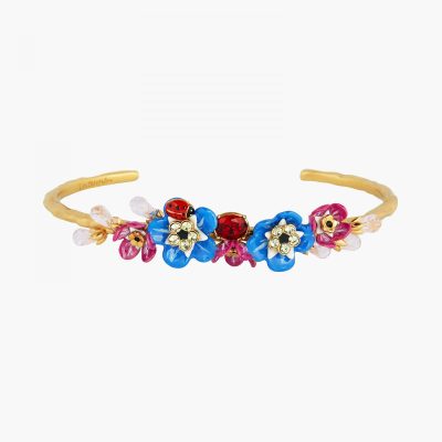 Bracelet jonc fleurs de myosotys boutons de rose et coccinelle
