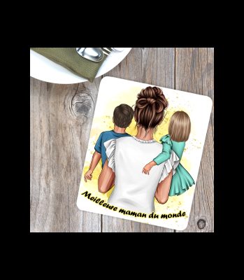 Dessous de plat maman personnalisable avec deux enfants