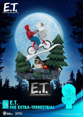 Beast Kingdom E.T. the Extra-Terrestrial: E.T. PVC Diorama