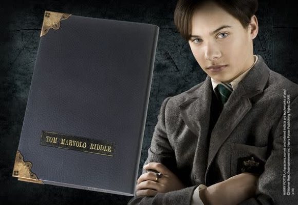 The Noble Collection Tom Riddle Diary