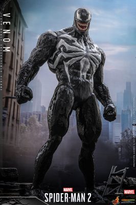 Hot toys Marvel: Venom 1:6 Scale Figure