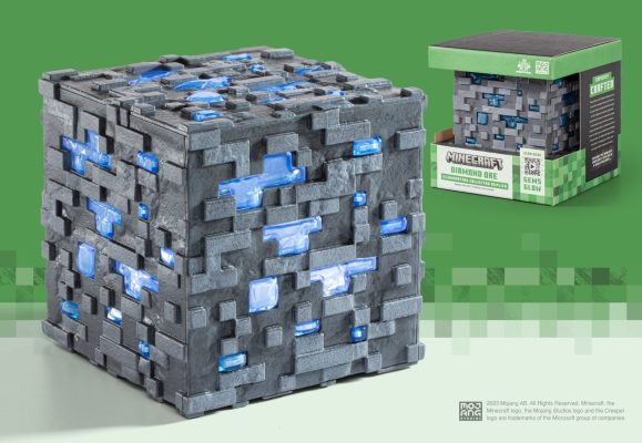 The Noble Collection Minecraft: Illuminating Diamond Ore Cube
