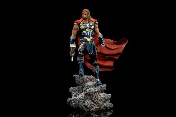 Iron Studios Marvel: Thor Love and Thunder - Thor 1:10 Scale Statue