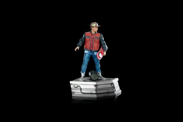 Iron Studios Back to the Future 2: Marty McFly in Alley 1:10 Scale Statue