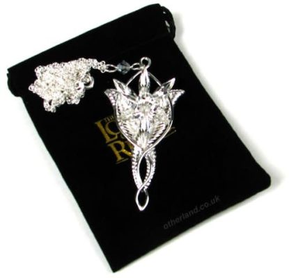 The Noble Collection Lord of the Rings: Arwen Evenstar Pendant Costume Replica