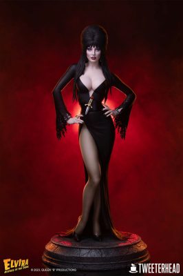 Sideshow Toys Elvira: Mistress of the Dark 1:4 Scale Statue