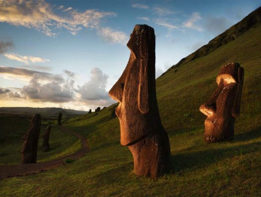 Puzzle Rapa Nui Easter Island New York Puzzle Company