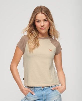 Superdry Femme T-shirt en Coton bio à Manches Raglan et à Logo Essential CRÈME Taille: 40